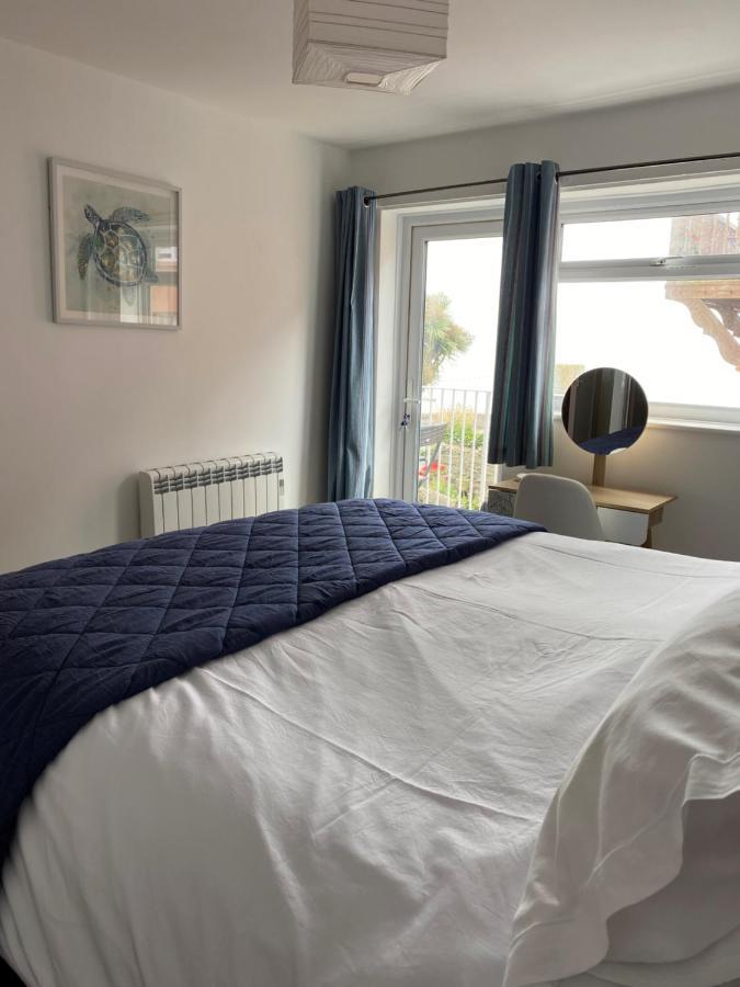 Vitamin Sea With A Sea View And Parking Lyme Regis Dış mekan fotoğraf